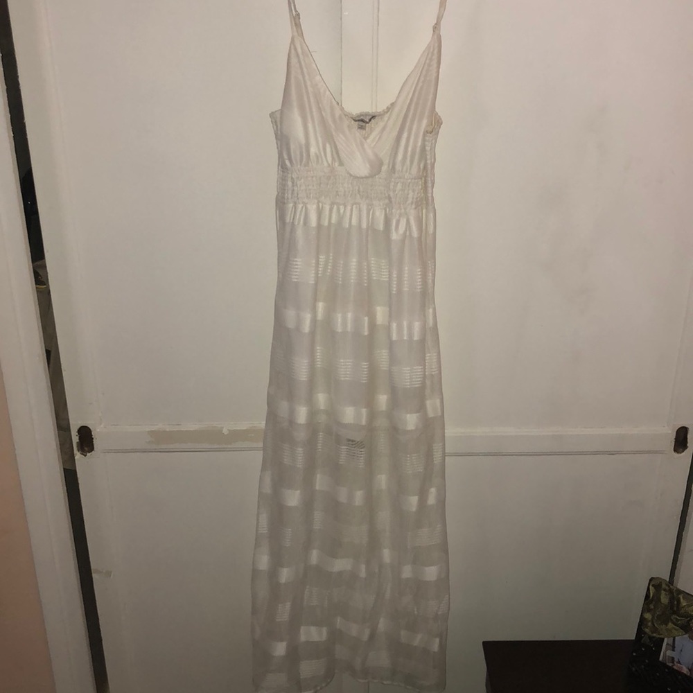 Long white dress